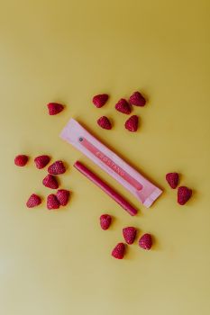 Hattesens Konfektfabrik Lakritzstange Himbeere 25g